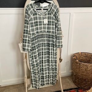 NWT Kate Quinn womens v waist dress bamboo